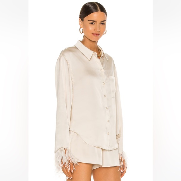 NWT The Michelle Blouse in Ivory from L'Academie at REVOLVE size small in ivory - Picture 3 of 5